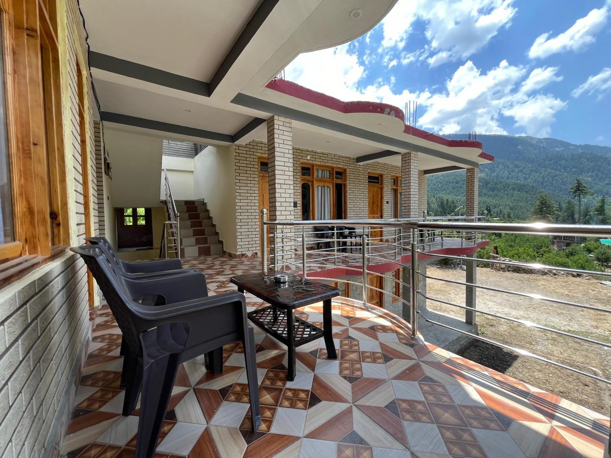 Hotel Golden Luck Mann Cafe Kalgha Exterior foto